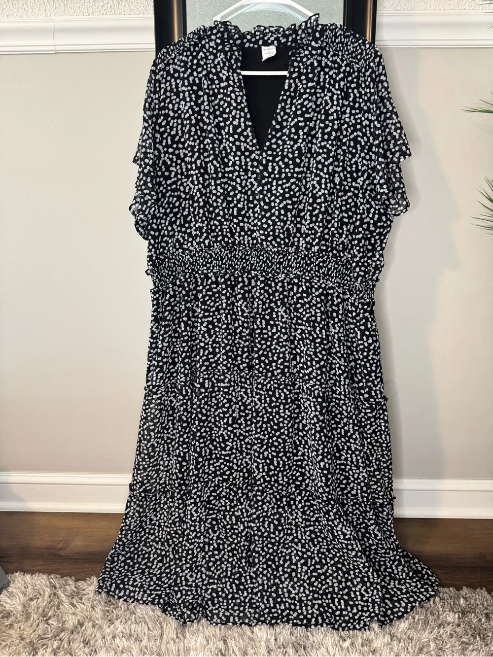 Plus Size Printed Dot V-Neck Women's Dress with Flutter Sleeves, Tier Skirt - 3x